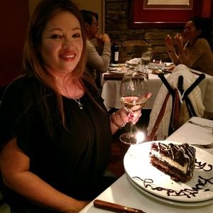 Meet your Posher, Lorena